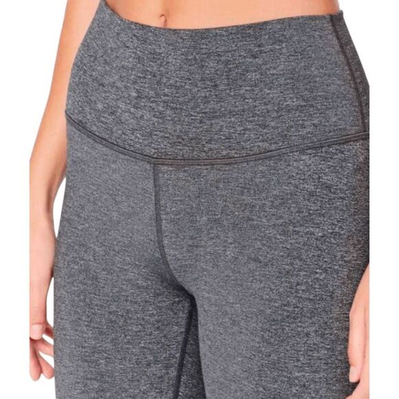 LULULEMON ATHLETICA Wunder Under Hi-Rise 7/8 Tight 25' Size 6 - Picture 2 of 4